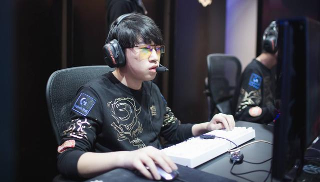 随着中国网 随着中国网