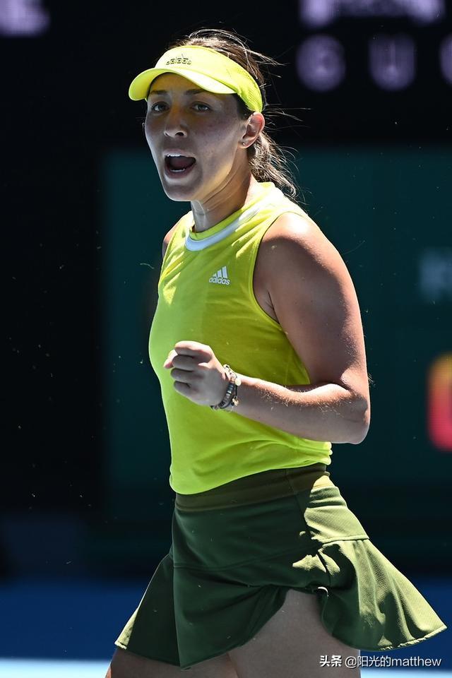 斯的表现与 斯的表现与